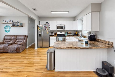 Villa ou maison à vendre à Lakeland, Floride: 3 chambres, 110.74 m2 № 2418980 - photo 3