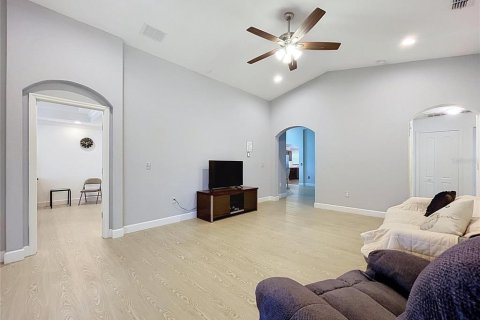 Villa ou maison à vendre à Winter Haven, Floride: 4 chambres, 169.45 m2 № 2321554 - photo 26