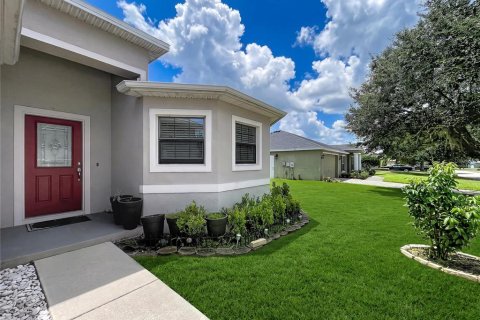 Villa ou maison à vendre à Winter Haven, Floride: 4 chambres, 169.45 m2 № 2321554 - photo 4