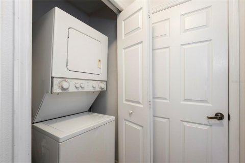 Condo in Orlando, Florida, 2 bedrooms  № 1869626 - photo 23