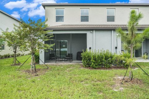 Townhouse in Land O' Lakes, Florida 2 bedrooms, 143.16 sq.m. № 1837891 - photo 27