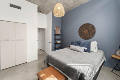 Copropriété à vendre à Miami, Floride: 2 chambres, 119.66 m2 № 1867674 - photo 17