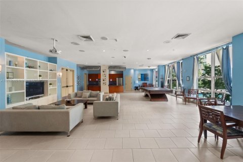 Copropriété à vendre à Miami, Floride: 2 chambres, 119.66 m2 № 1867674 - photo 25