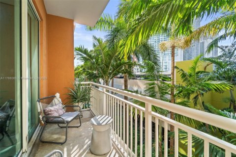 Copropriété à vendre à Miami, Floride: 2 chambres, 119.66 m2 № 1867674 - photo 9