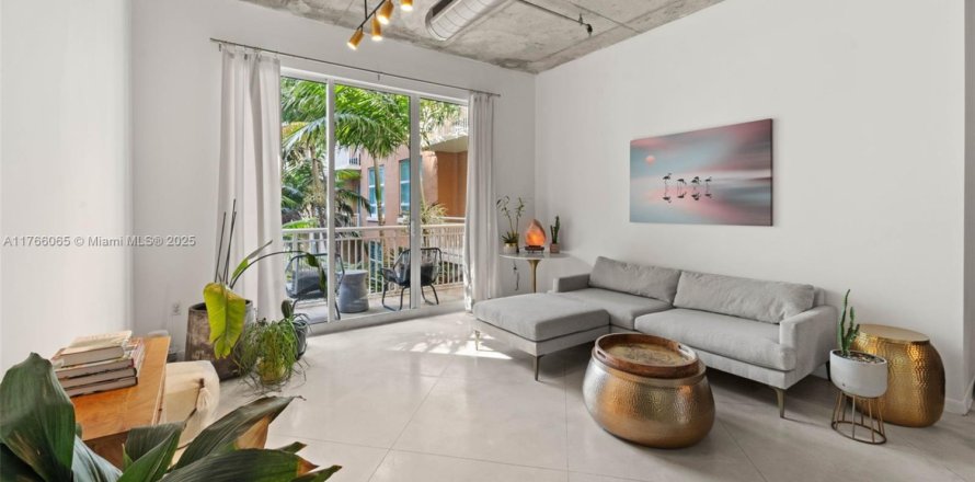 Condo à Miami, Floride, 2 chambres  № 1867674
