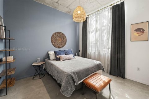 Copropriété à vendre à Miami, Floride: 2 chambres, 119.66 m2 № 1867674 - photo 16