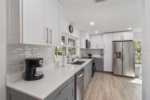 Casa en venta en Ocala, Florida, 3 dormitorios, 261.24 m2 № 2134660 - foto 5