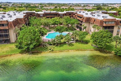 Condominio en venta en Miami, Florida, 2 dormitorios, 116.41 m2 № 2182373 - foto 15