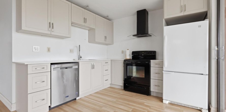Condominio en Miami, Florida, 2 dormitorios № 2182373
