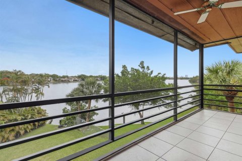 Condominio en venta en Miami, Florida, 2 dormitorios, 116.41 m2 № 2182373 - foto 4