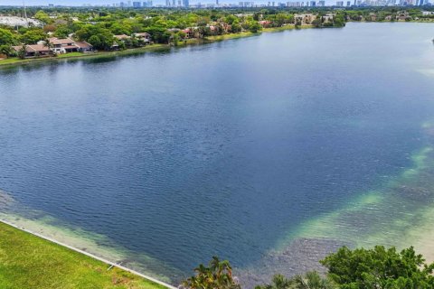 Condominio en venta en Miami, Florida, 2 dormitorios, 116.41 m2 № 2182373 - foto 18