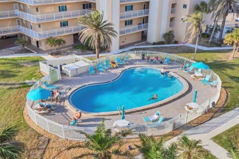 Condo in Sarasota, Florida, 1 bedroom  № 2391019 - photo 22