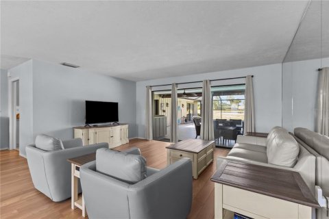House in Venice, Florida 3 bedrooms, 240.52 sq.m. № 2308938 - photo 8