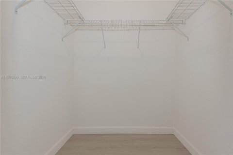 Townhouse in Miami, Florida 3 bedrooms, 138.33 sq.m. № 2066263 - photo 21