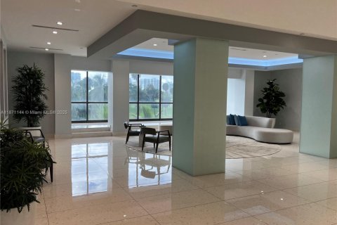 Copropriété à vendre à Aventura, Floride: 2 chambres, 105.72 m2 № 1895794 - photo 16