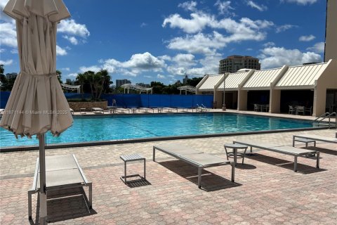 Copropriété à vendre à Aventura, Floride: 2 chambres, 105.72 m2 № 1895794 - photo 20