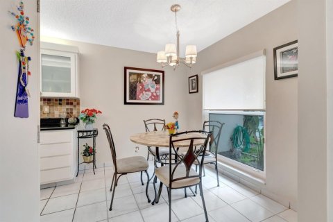 Condominio en venta en Delray Beach, Florida, 2 dormitorios, 107.3 m2 № 2078554 - foto 13