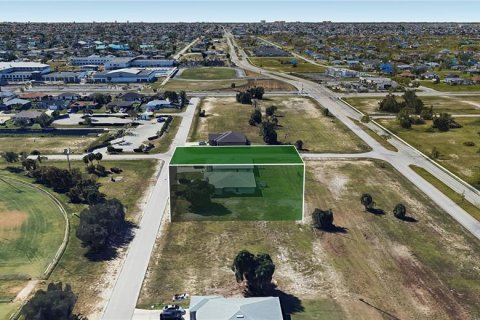 Land in Cape Coral, Florida № 1906765 - photo 11