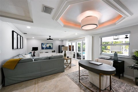 Villa ou maison à vendre à Sarasota, Floride: 3 chambres, 232.07 m2 № 2148672 - photo 18