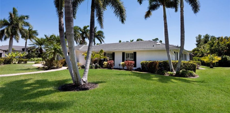 Villa ou maison à Sarasota, Floride 3 chambres, 232.07 m2 № 2148672