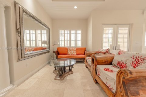 House in Big Pine Key, Florida 4 bedrooms, 289.48 sq.m. № 2052857 - photo 6