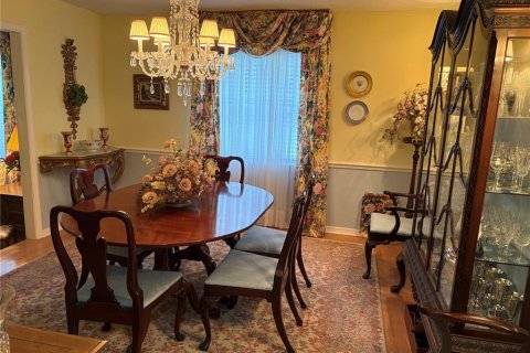 Villa ou maison à vendre à Altamonte Springs, Floride: 4 chambres, 238.94 m2 № 2403173 - photo 4