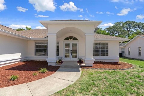 House in Homosassa, Florida 3 bedrooms, 184.23 sq.m. № 1602102 - photo 3