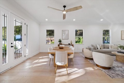 Villa ou maison à vendre à Tampa, Floride: 4 chambres, 291.53 m2 № 2429111 - photo 18