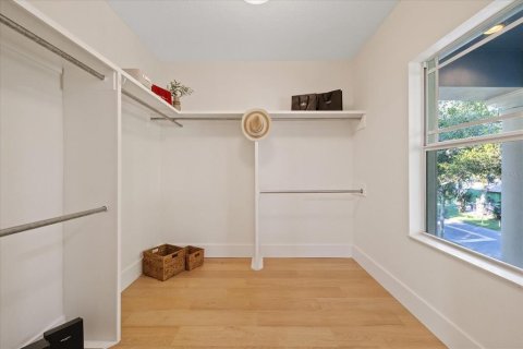 Villa ou maison à vendre à Tampa, Floride: 4 chambres, 291.53 m2 № 2429111 - photo 29