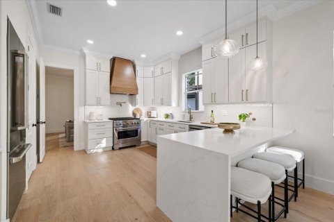 Villa ou maison à vendre à Tampa, Floride: 4 chambres, 291.53 m2 № 2429111 - photo 13