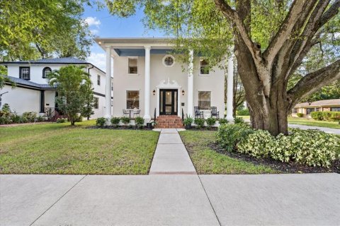 Villa ou maison à Tampa, Floride 4 chambres, 291.53 m2 № 2429111