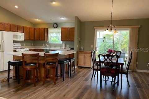 Casa en venta en The Villages, Florida, 3 dormitorios, 129.32 m2 № 1747124 - foto 24