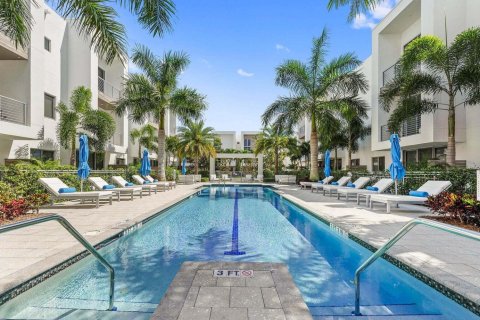 Touwnhouse à louer à Boca Raton, Floride: 2 chambres, 231.33 m2 № 1175040 - photo 1
