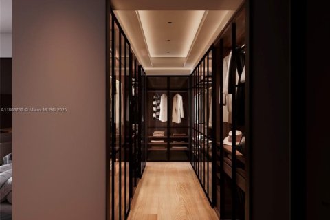 House in Miami, Florida 4 bedrooms № 1940207 - photo 16