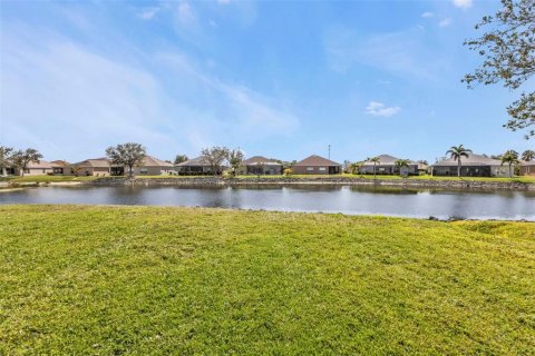 House in Punta Gorda, Florida 5 bedrooms, 229.93 sq.m. № 1521434 - photo 21