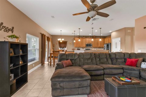 House in Punta Gorda, Florida 5 bedrooms, 229.93 sq.m. № 1521434 - photo 11