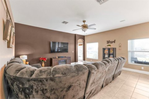 House in Punta Gorda, Florida 5 bedrooms, 229.93 sq.m. № 1521434 - photo 8