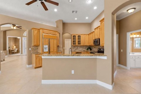 Villa ou maison à vendre à Tampa, Floride: 4 chambres, 252.97 m2 № 2416776 - photo 28