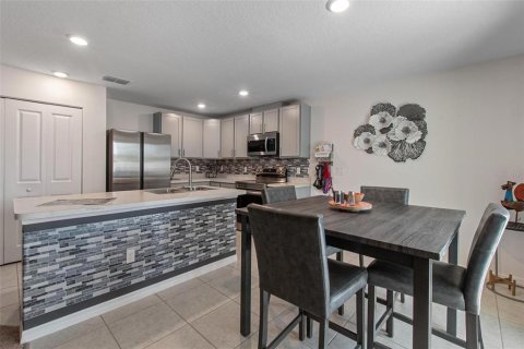 Villa ou maison à vendre à Kissimmee, Floride: 3 chambres, 134.15 m2 № 2207519 - photo 7