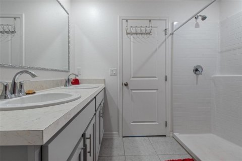 Villa ou maison à vendre à Kissimmee, Floride: 3 chambres, 134.15 m2 № 2207519 - photo 11