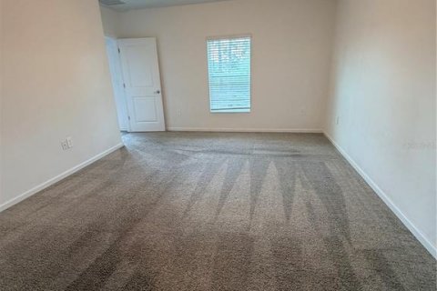 Casa en alquiler en Davenport, Florida, 5 dormitorios, 225.75 m2 № 2208959 - foto 8