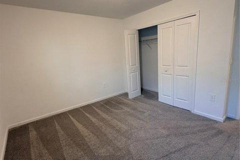 Casa en alquiler en Davenport, Florida, 5 dormitorios, 225.75 m2 № 2208959 - foto 19