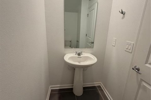 Casa en alquiler en Davenport, Florida, 5 dormitorios, 225.75 m2 № 2208959 - foto 5