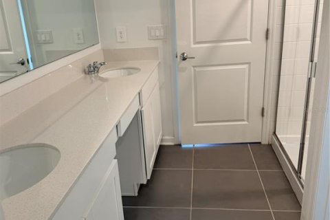 Casa en alquiler en Davenport, Florida, 5 dormitorios, 225.75 m2 № 2208959 - foto 10