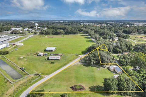 Villa ou maison à vendre à Wildwood, Floride: 4 chambres, 124.49 m2 № 1913114 - photo 22