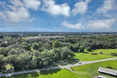 Villa ou maison à vendre à Wildwood, Floride: 4 chambres, 124.49 m2 № 1913114 - photo 14