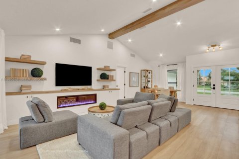 Villa ou maison à vendre à Jupiter, Floride: 3 chambres, 246.19 m2 № 2048128 - photo 14