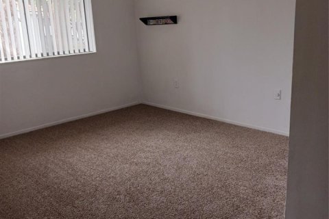 Condo in Coral Springs, Florida, 2 bedrooms № 2088312 - photo 3