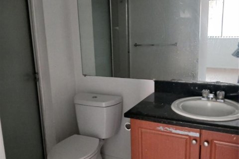 Condo in Coral Springs, Florida, 2 bedrooms № 2088312 - photo 4
