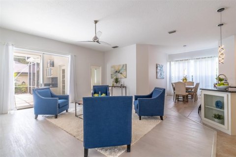 Villa ou maison à vendre à Oviedo, Floride: 4 chambres, 234.11 m2 № 2266632 - photo 12